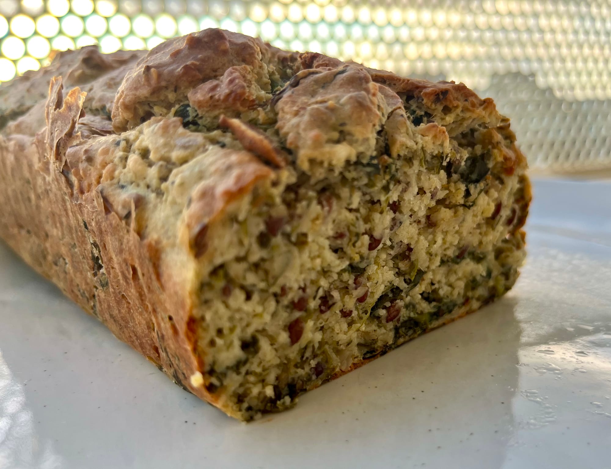 Cake sans allergènes aux épinards et graines 🥮